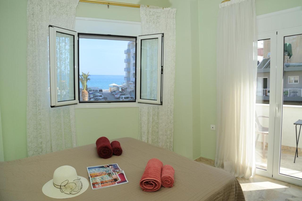 αυρα με μοναδική θέα στη θάλασσα * Ierapetra (Crete)
